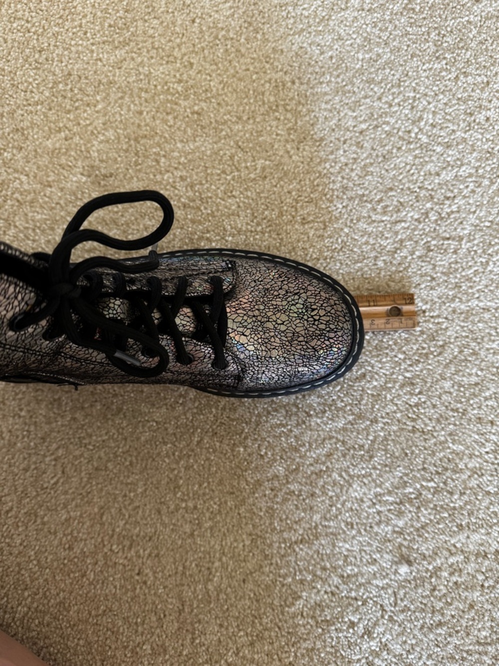 ✨🩶🌈Holographic Silver Combat Boots🪐💫✨ - Picture 13 of 13